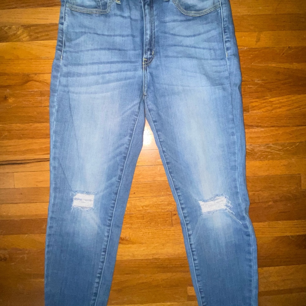 KanCan Women's Light Blue Skinny Jeans